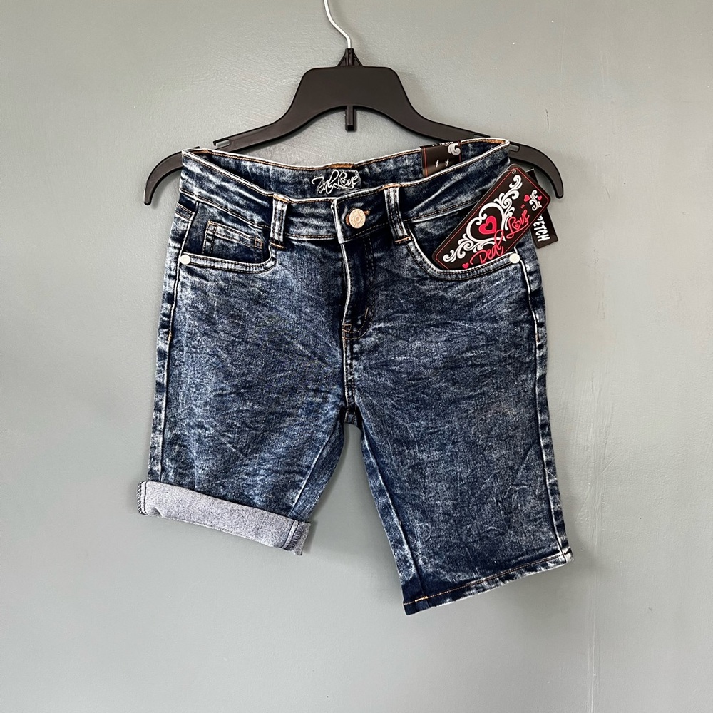 Girls shorts 🩳, NWT, Real love brand, cuffable or bicycle short style, size 14